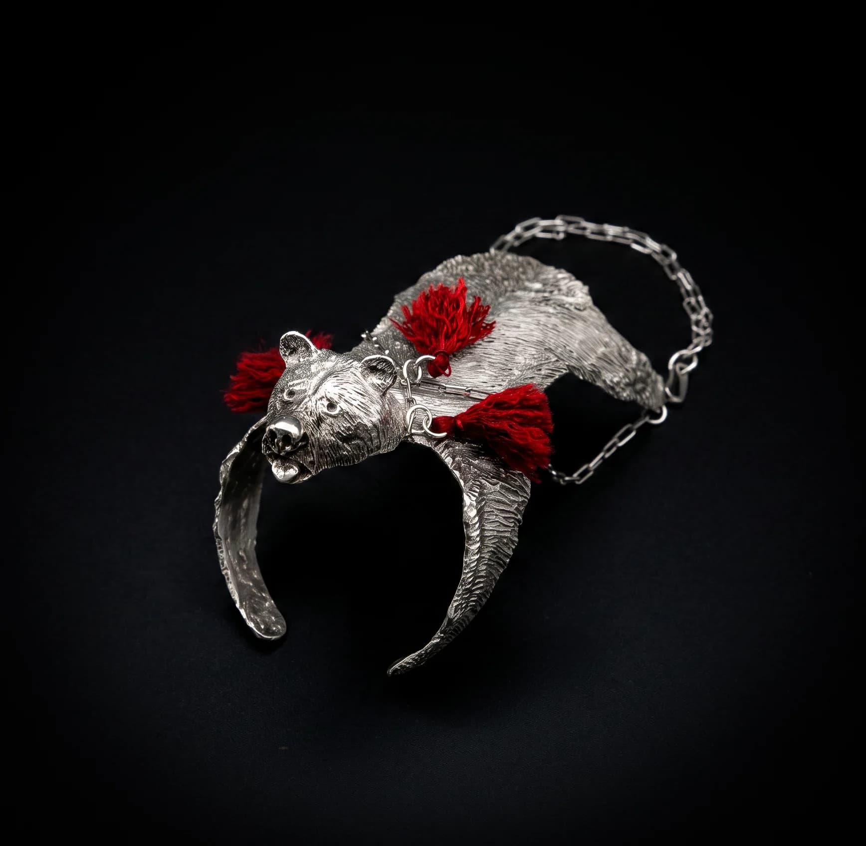 Ursul · The Bear — 1